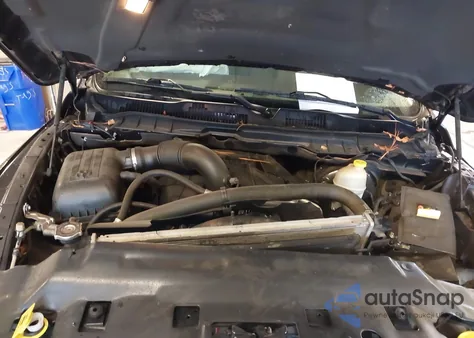 2014 Ram 1500 Laramie z USA, uszkodzony, nr VIN 1C6RR7VT3ES235844